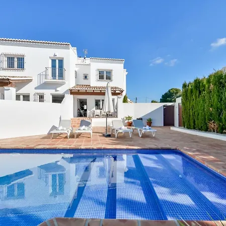 Villas Guzman - La Guardia Villa *